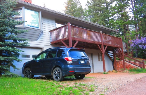 Manitou Springs House | CASCADE RETREAT IN MOUNTAIN SETTING, NEAR PIKES PEAK, MINUTES TO MANITOU SPRINGS