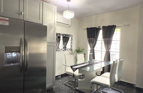 Comayagua House | Casco Historico Downtown townhome with WiFi, AC in fabulous Comayagua
