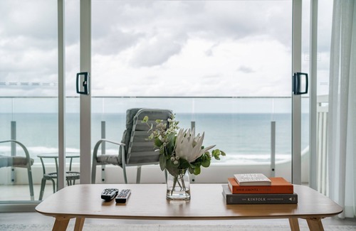 Burleigh Heads Apartment | Cashelmara Beachfront Apartments