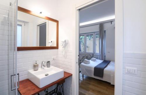 Prenestino-Labicano Apartment | Casilina 403 Spacious Apartment 3BDR and 3 BATH
