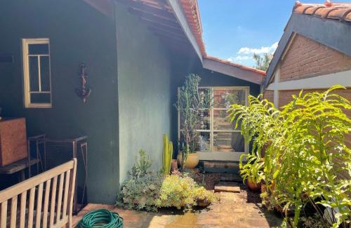 Piqueri House | Casinha bem localizada em meio a natureza