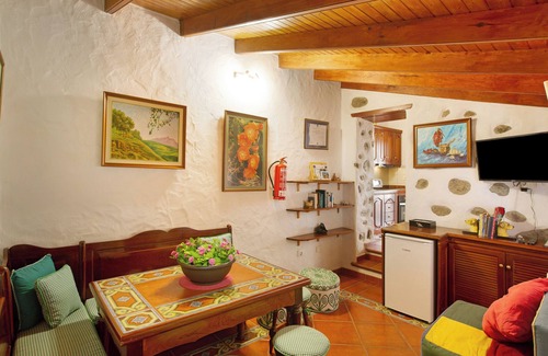 Tejeda House | Casita Bentayga with Wi-fi, Pirvate Terrace, Garden and BBQ.