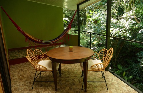 Monteverde House | Casita By The Stream