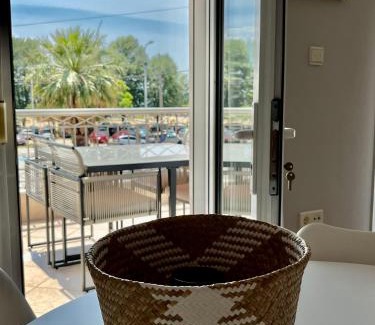 Paralia Ofryniou Apartment | Casita Dos