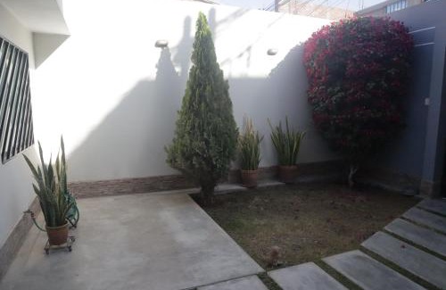 Ica House | Casita en Ica Villa Periodista cerca a Huacachina