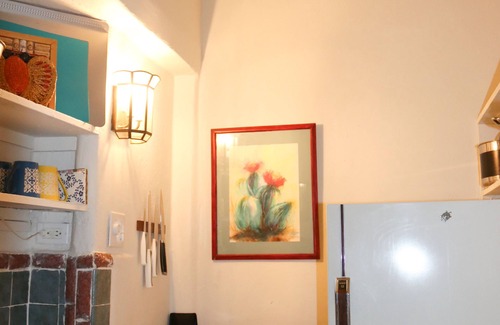 Las Cruces Apartment | Casita Florecita - downtown Hacienda de Las Cruces