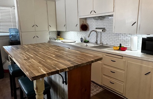 Pecos House | Casita Johnson