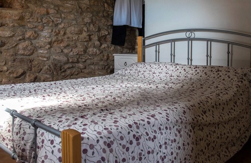 Costa Dorada Cottage | Casita Joya, A traditional Spanish casita with pool