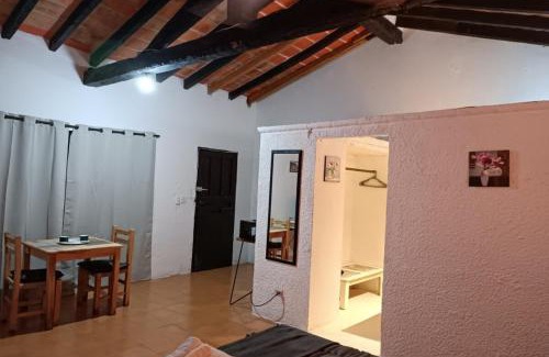 Proyecto escola House | Casita Vista al mar cerca del malecón