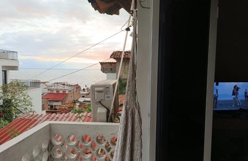 Proyecto escola House | Casita Vista al mar cerca del malecón
