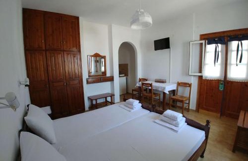 Piso Livadi Apartment | Casper's studios