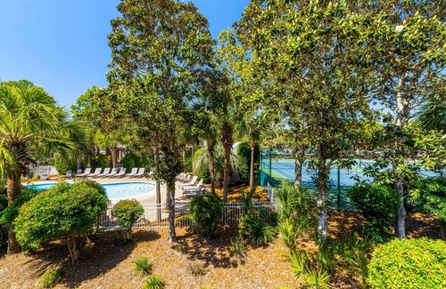 Cassine Village Condo | Cassine Station by Panhandle Getaways