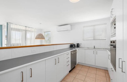 Castaways Beach Condo | Castaways Penthouse Noosa