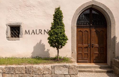 San Lorenzo di Sebato Hotel | Castel Maurn