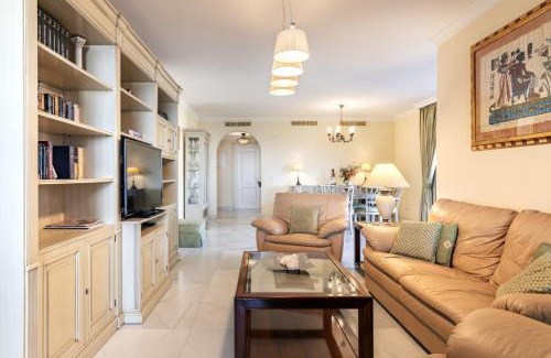 Torremolinos Apartment | Castillo San Luis