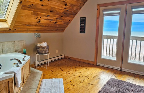 Prince County Cottage | Castle Black A charming ocean view 3-bedroom cottage in Kildare PEI