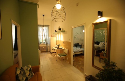 Budavar Apartment | Castle Courtyard Hideaway