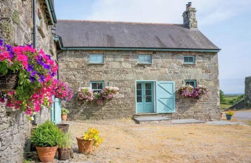 Rosscarbery Cottage | Castle Freke Estate, The Stable Cottage