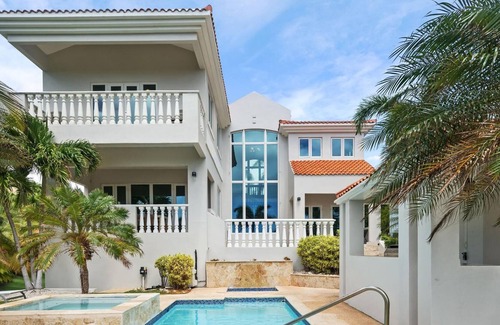 Candelero Abajo House | Castle Garden, recently remodeled luxury house with ocean view & generator (51)