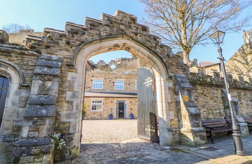 Stanhope Cottage | CASTLE KEEP AT STANHOPE CASTLE, family friendly in Stanhope