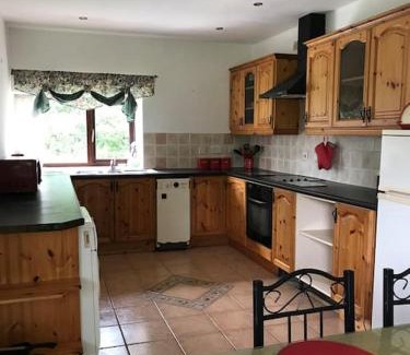 Aughacasla House | Castlegregory-Seaside 2 Bedroomed Cottage