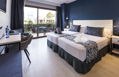 Santa Eulalia del Rio Hotel | Catalonia Ses Estaques - Adults Only