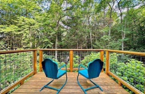 Samsonville House | Catskills Retreat on 10 Acres w/Private Creek