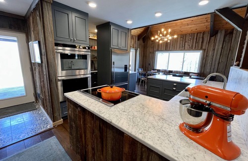 Hunter Cabin | Catskills Updated Cabin from Experienced Hosts - Monthly Availability