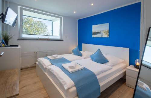 Heiligenhafen Apartment | CBlue: Küstenzauber barrierefrei mit Balkon