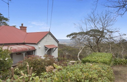 Blackheath House | Cecils Chair Blackheath Blue Mountains