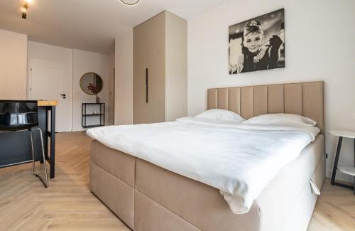 Katowice Apartment | Ceglana Modena Park Apartment by BookingHost
