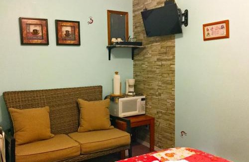 East Kootenay Hotel | Celadon Lodge