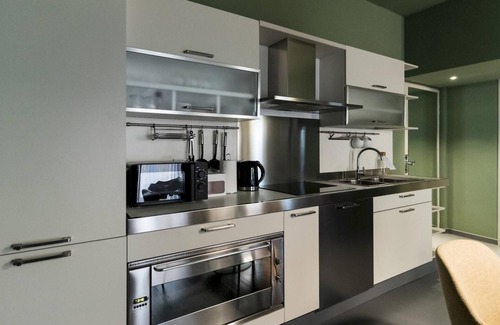 Bullona Apartment | Cenisio 7 B