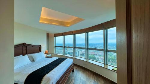 Blue Area Apartment | Centaurus Two Bedroom Apartment