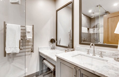 Beaver Creek Apartment | Centennial 1 Bedroom Condo Unit No. 13b
