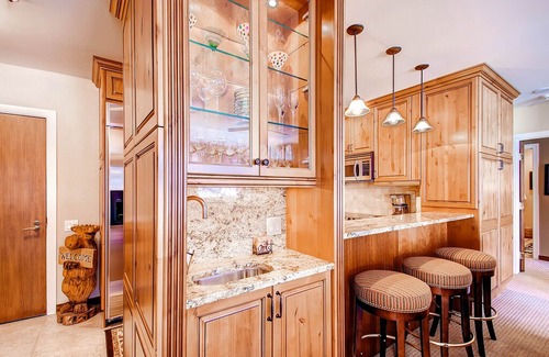 Beaver Creek Apartment | Centennial 2 Bedroom Condo Unit no. 18