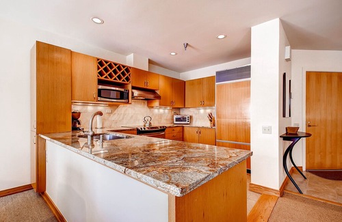 Beaver Creek Apartment | Centennial 2 Bedroom Condo unit no. 7