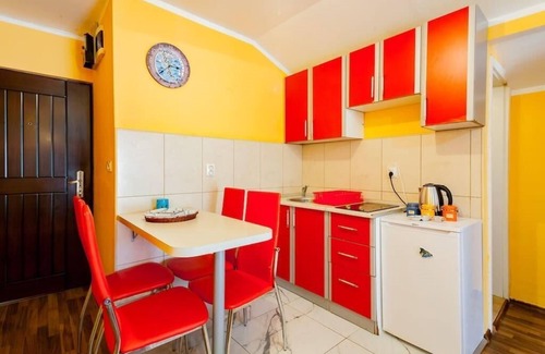 Golubovina Apartment | CENTER APARTMENT SARA, VIEW, 10 MINUTES FROM BEACH
