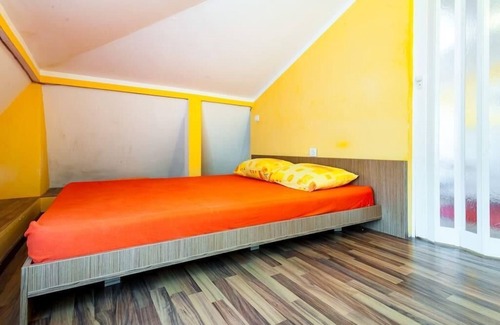 Golubovina Apartment | CENTER APARTMENT SARA, VIEW, 10 MINUTES FROM BEACH