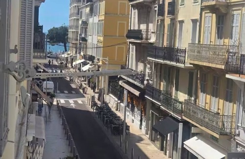 Cannes City Centre Apartment | Center carré d'or croisette 3 bedrooms