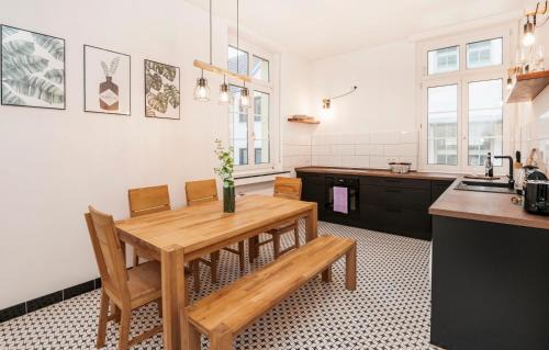 Krefeld Apartment | Center Elegance Light Apartment