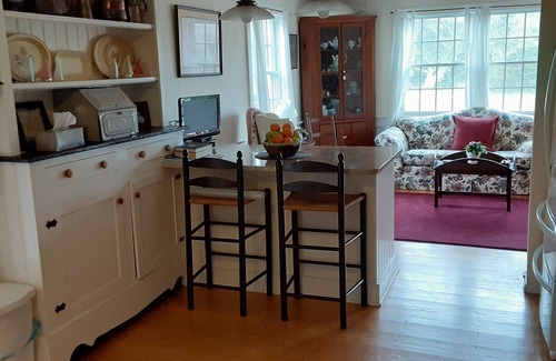 West of Town House | Center located, family eqipped villa 1 mile to town and 2 miles to beaches