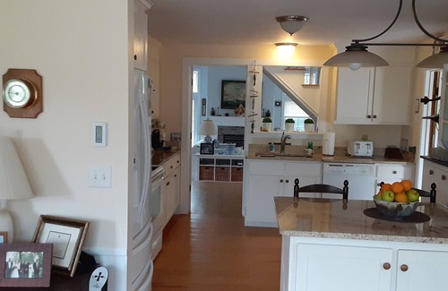 West of Town House | Center located, family eqipped villa 1 mile to town and 2 miles to beaches