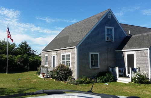 West of Town House | Center located, family eqipped villa 1 mile to town and 2 miles to beaches