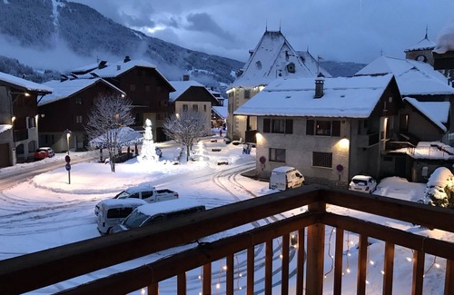 Samoens Ski Chalet | Center of Samoëns, classy apartment for 4 people in renovated house