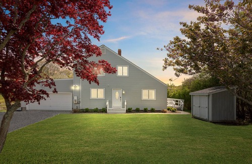 Montauk House | Center of Town - Ideal for Beach, Golf & Tennis