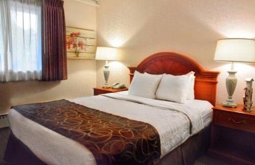 Historic Southwest Hotel | Centerstone Plaza Hotel Soldiers Field - Mayo Clinic Area