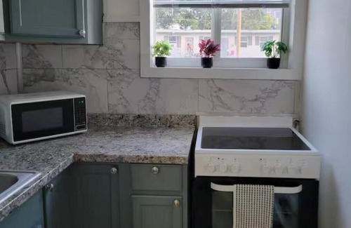 Overtown Apartment | Central 2BR - Minutes to Wynwood & Downtown