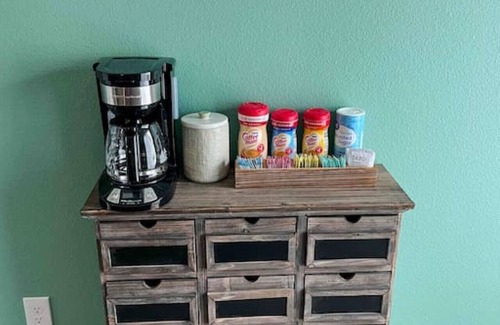 Spokane Apartment | Central 3/2, garage, private yard, walk to arena, EV charger