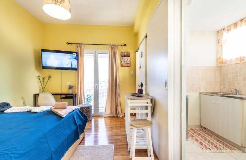 Ampelokipoi Apartment | Central 6th Floor Studio Near Metro & View&200mbps